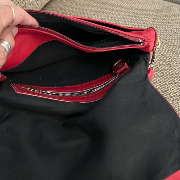 STONE MOUNTAIN All LEATHER Shoulder Bag - Picture 8 of 13